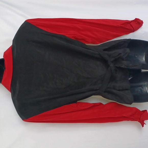 Vintage Bob Mackie Wearable Art Black & Red Button Up Blouse w Embrodered Design - Picture 5 of 8